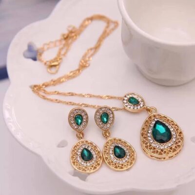 Κλασικό και διαχρονικό σετ.