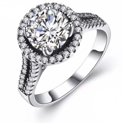 Καταπληκτικό επάργυρο δαχτυλίδι.