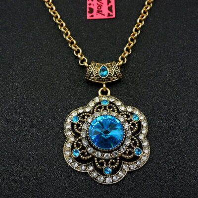 Vintage αισθητική σε βυζαντινά και αρχαϊκά σχέδια!