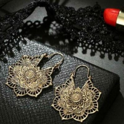 Ρετρό, κρεμαστά σκουλαρίκια