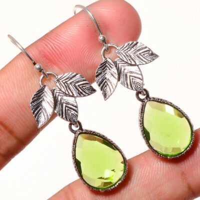 Σκουλαρίκια, κατασκευασμένα από ασήμι 925. Διακοσμημένα με φυσικό,ορυκτό,πολύτιμο, Peridot