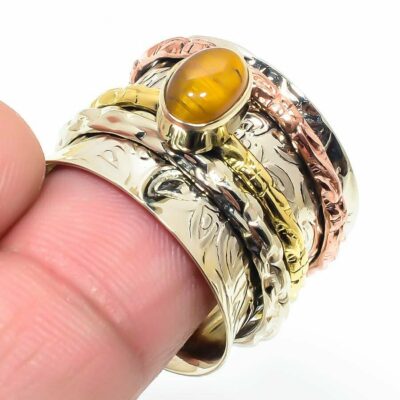 Το "μάτι της τίγρης" σε χειροποίητο ασημένιο 925 Spinner Rings