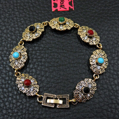 Κοσμήματα που απαθανατίζουν την αίγλη της Βυζαντινής αυτοκρατορίας