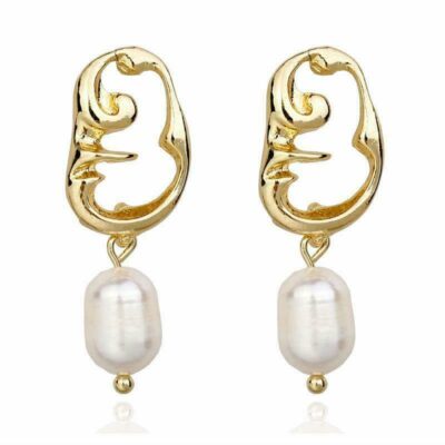 Κομψά σκουλαρίκια που αναδεικνύουν το κλασικό στυλ!!