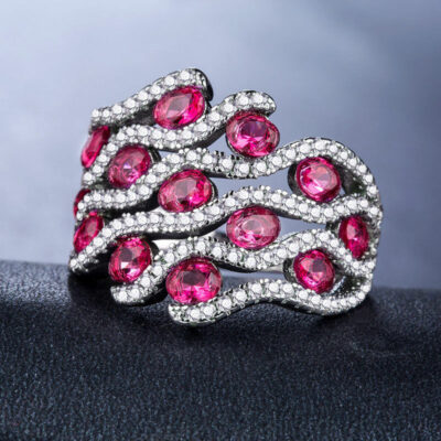 Για εσάς που λατρεύετε τα μεγάλα δαχτυλίδια