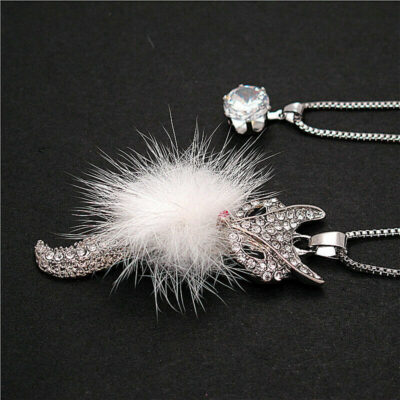 ​Διπλό Μακρύ κολιέ της σχεδιάστριας Betsey Johnson