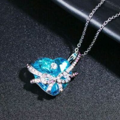 Μενταγιόν με μοτίφ μία καρδιά