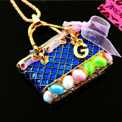 ​Το απόλυτο καλοκαιρινό μενταγιόν με μοτίφ