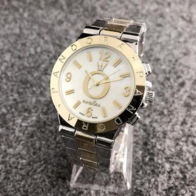 Γυναικείο ρολόι πολυτελείας.