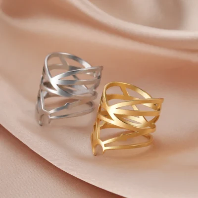 Γυναικείο, χρυσό ατσάλινο δαχτυλίδι "lily"