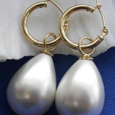 Σκουλαρίκια διακοσμημένα με μια πανέμορφη πέρλα