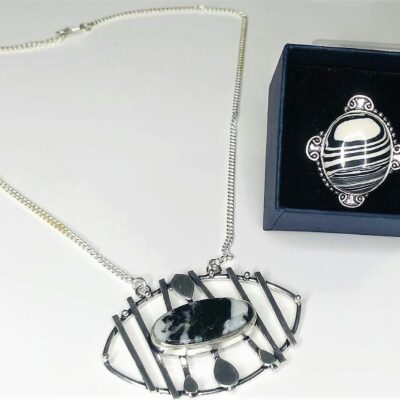 Ιδιαίτερο μενταγιόν, ασημένιο 925 με ορυκτό λίθο Ίασπις Ζέβρα (Zebra Jasper).