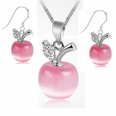 Σετ μενταγιόν και σκουλαρίκια