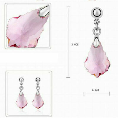 Σετ που αποτελείται από μενταγιόν και σκουλαρίκια