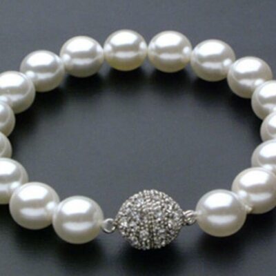 Γυναικείο βραχιόλι με φυσικές South Sea Shell πέρλες.