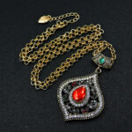 Συμβολικό κόσμημα βασισμένο στη βυζαντινή καλλιτεχνία