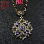 Vintage αισθητική σε βυζαντινά και αρχαϊκά σχέδια