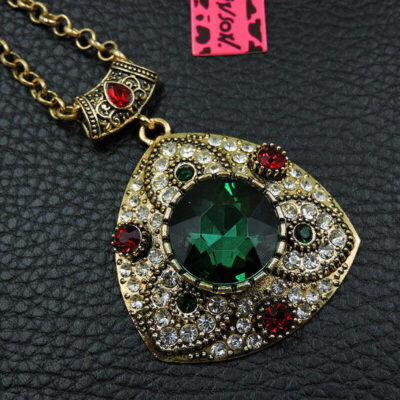 Χειροποίητο κολιέ με vintage αισθητική