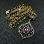 ​Συμβολικό μενταγιόν βασισμένο στη βυζαντινή καλλιτεχνία