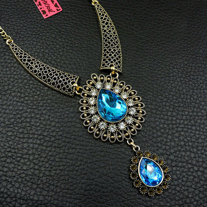 Μενταγιόν εμπνευσμένο από βυζαντινό μοτίφ Μενταγιόν εμπνευσμένο από βυζαντινό μοτίφ