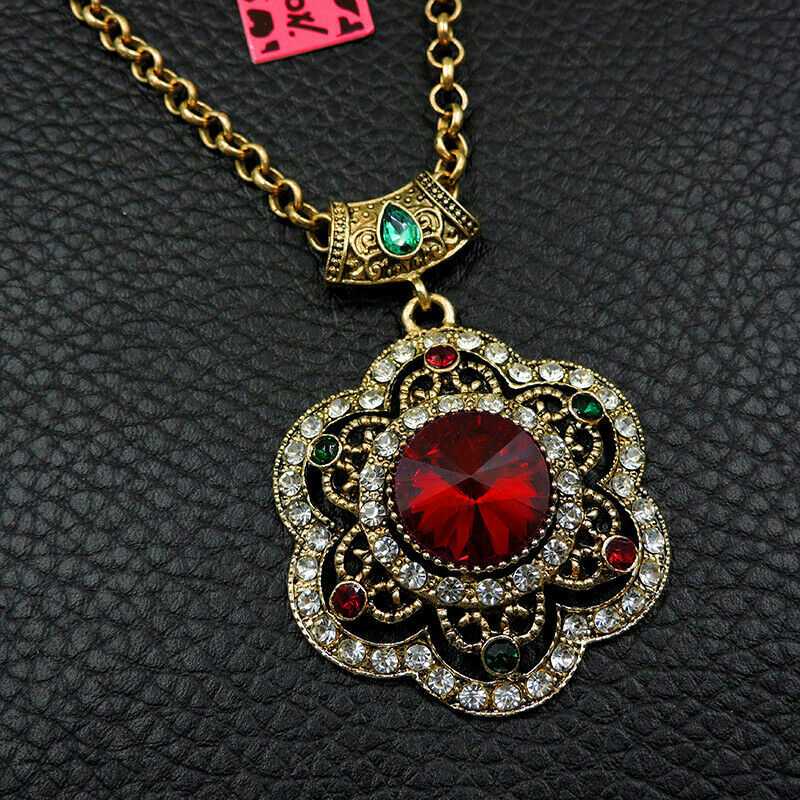 Εμπνευσμένη βυζαντινή δημιουργία Εμπνευσμένη βυζαντινή δημιουργία