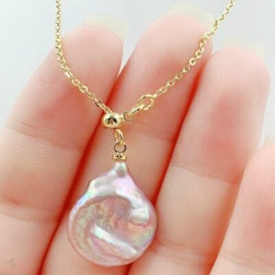 Μενταγιόν με υπέροχη φυσική baroque πέρλα