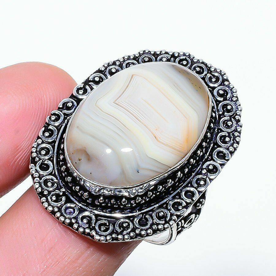 Mασίφ ασήμι 925 διακοσμημένο με Bavded ορυκτή πέτρα Mασίφ ασήμι 925 διακοσμημένο με Bavded ορυκτή πέτρα