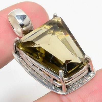 Aσήμι 925 διακοσμημένο με πολύτιμο