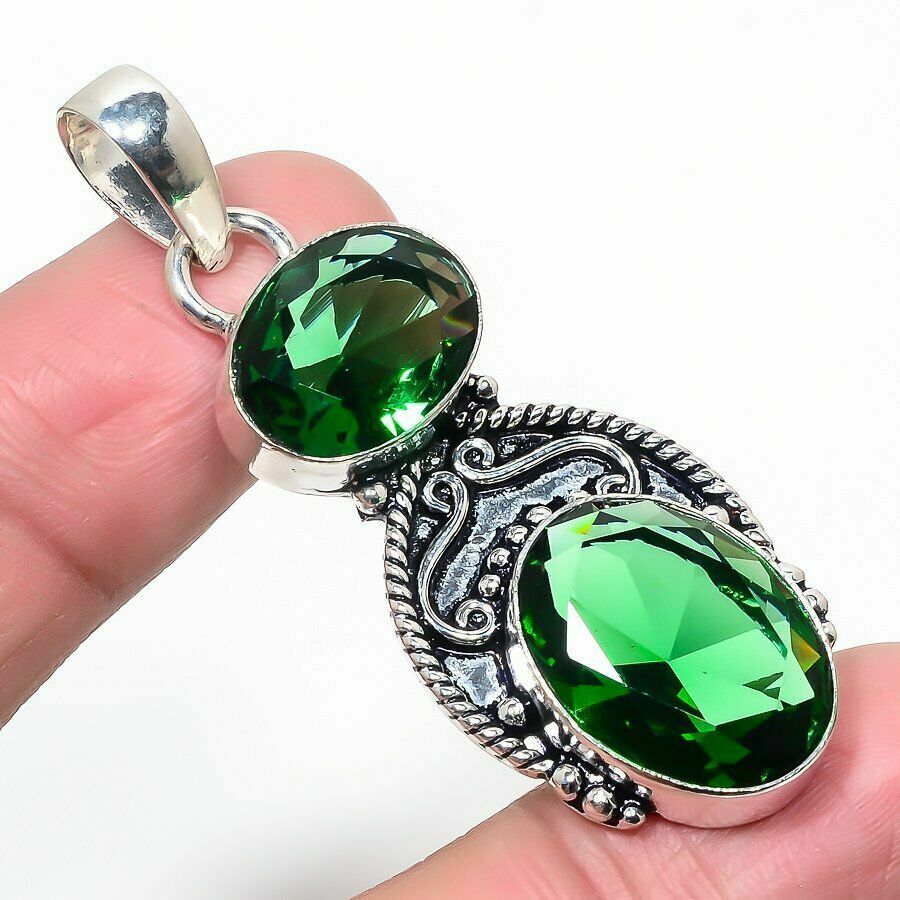 Aσήμι 925 διακοσμημένο με ορυκτό πολύτιμο λίθο Chrome Diopside Aσήμι 925 διακοσμημένο με ορυκτό πολύτιμο λίθο Chrome Diopside