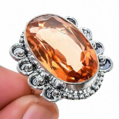 Ασήμι 925 διακοσμημένο με έναν ακαταμάχητης ομορφιάς Μοργκανίτη