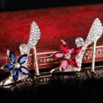 Γυναικεία καρφίτσα με μοτίφ μία ψηλοτάκουνη γόβα