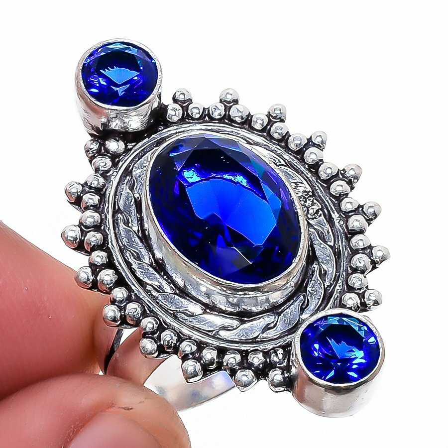 Ασήμι 925 διακοσμημένο με μπλε ζαφείρια Ασήμι 925 διακοσμημένο με μπλε ζαφείρια