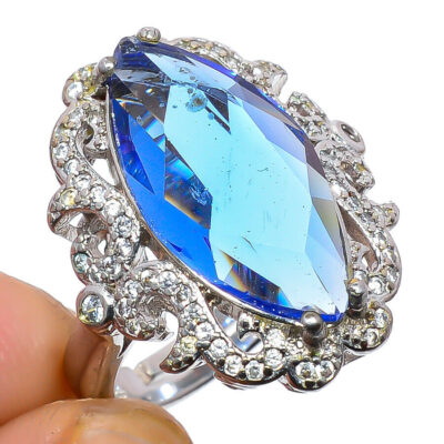 Δαχτυλίδι χειροποίητο ασήμι 925 διακοσμημένο με τανζανίτη χαλαζία.